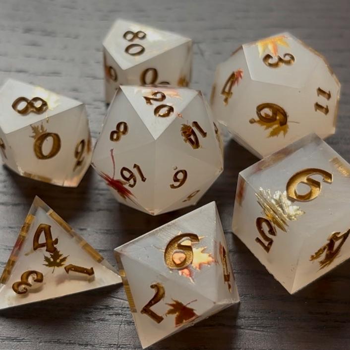Golden Maple Leaf 7 Piece Resin Dice Set DND