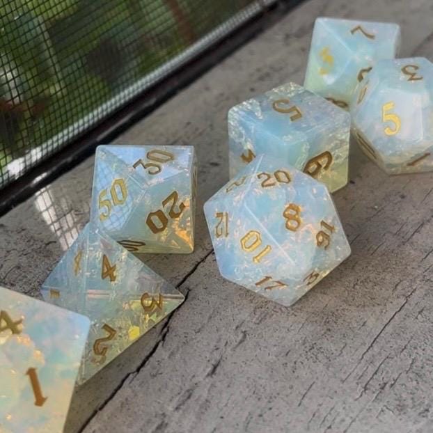 Fractured Ice Shard Glass 7 Piece Dice Set DND