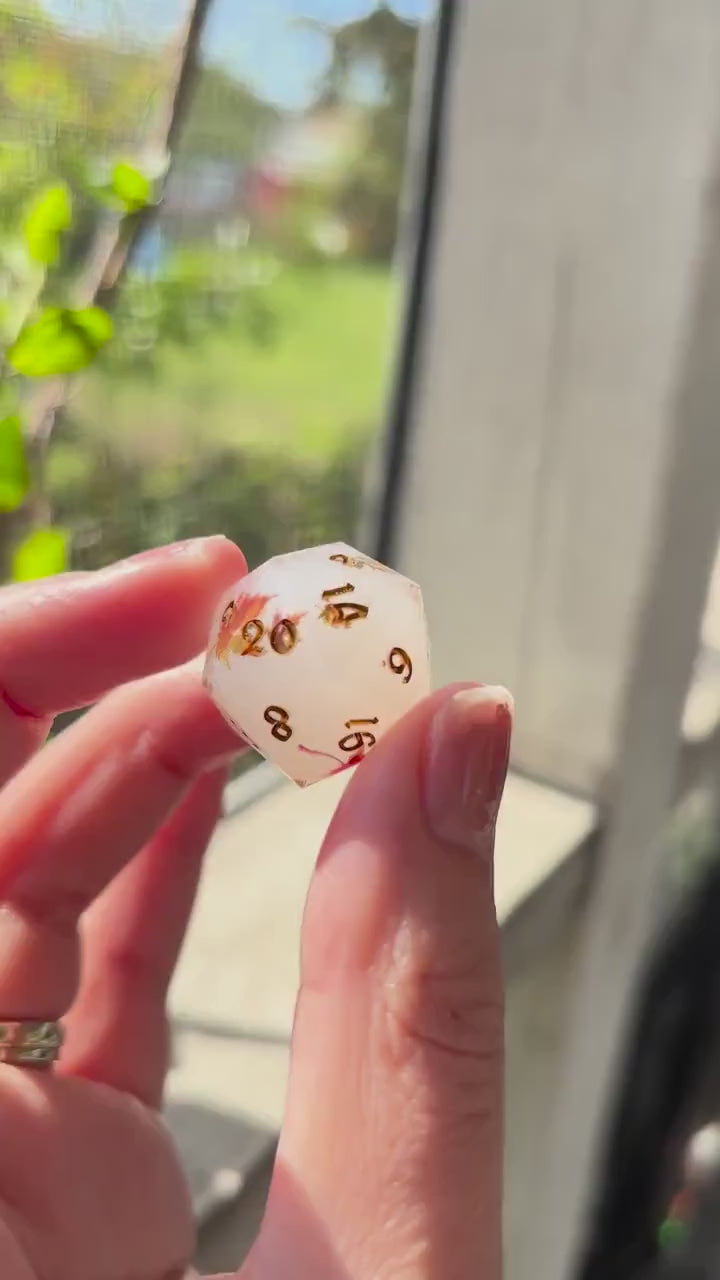 Golden Maple Leaf 7 Piece Resin Dice Set DND