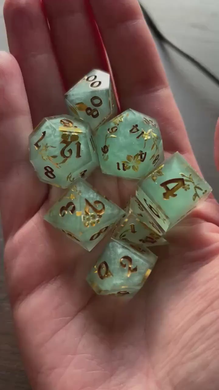 Floral Springs Resin 7 Piece Dice Set DND